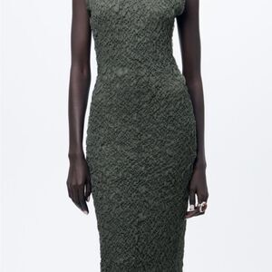 Wrinkle effect  Green knit Dress